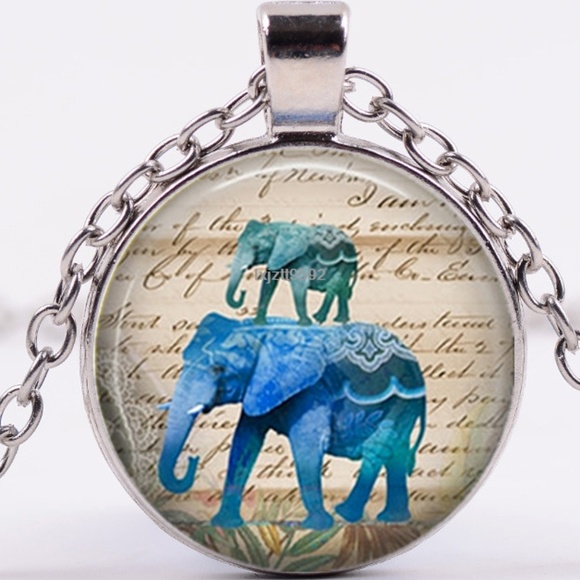 Jewelry - Necklace- NEW- Wild African Elephant